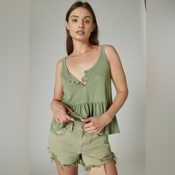 ◾️Lucky Brand Sandwash Rib Henley Tank - Picture 1 of 12